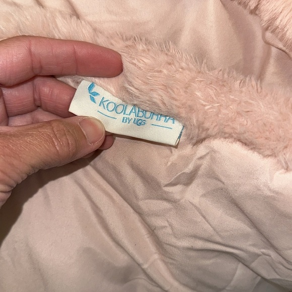 Shaggy Faux Fur Comforter Set with Sham Blush in color Size Twin EUC - Picture 7 of 7